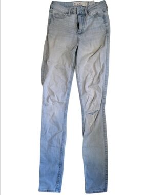 👖Hollister Light Blue Skinny Jeans with Knee Distress